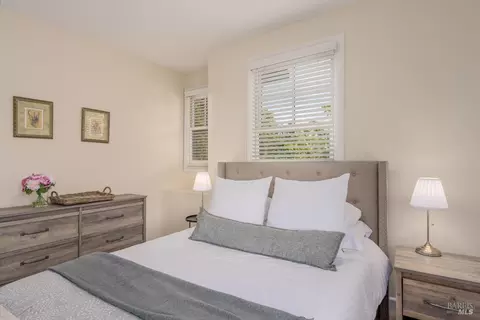 Bedroom - 725 E Napa St, Sonoma, CA 95476 photo 5 of 7