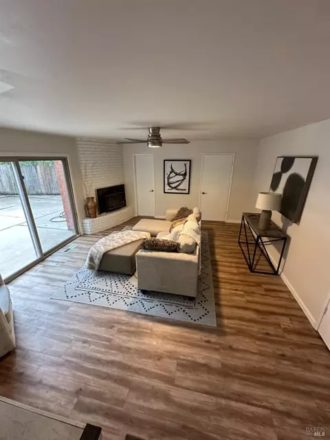 1568 Vervais Ave, Vallejo, CA 94591 photo 5