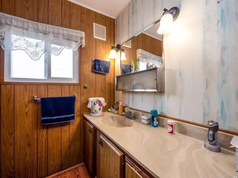 8184 E St, Windsor, CA 95492 photo 13