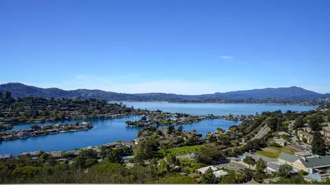 50 Red Hill Cir, Tiburon, CA 94920