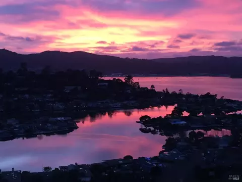 50 Red Hill Cir, Tiburon, CA 94920 photo 4