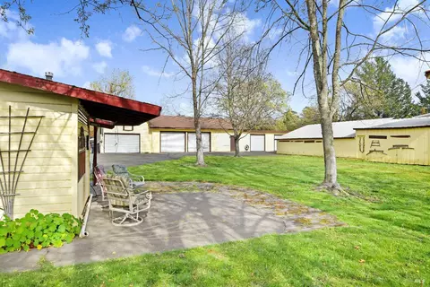 Exterior - 1235 Castle Rd, Sonoma, CA 95476 photo 10 of 22