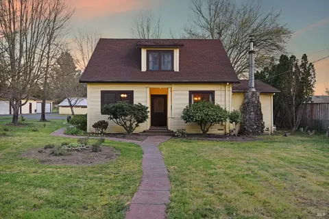 Exterior - 1235 Castle Rd, Sonoma, CA 95476 photo 4 of 22