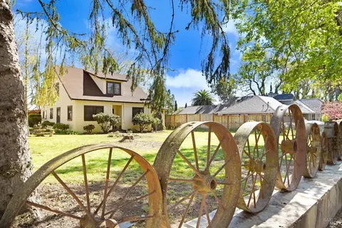 Exterior - 1235 Castle Rd, Sonoma, CA 95476 photo 1 of 22