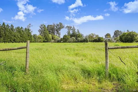 Exterior - 1235 Castle Rd, Sonoma, CA 95476 photo 20 of 22