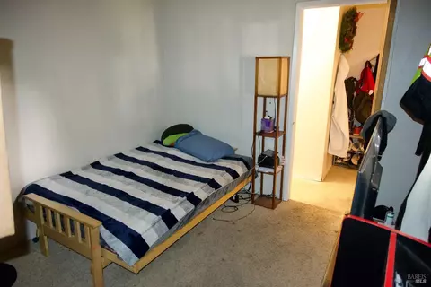 Bedroom - 132 Harvard Ave, Vallejo, CA 94589 photo 2 of 8