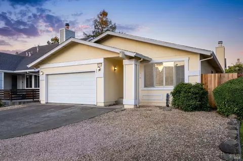 4316 Goodson Way, Rohnert Park, CA 94928