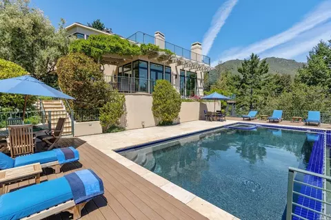 1060 Edgewood Ave, Mill Valley, CA 94941