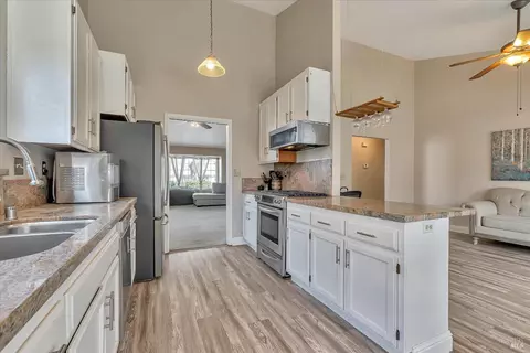 123 William Cir, Cloverdale, CA 95425 photo 7