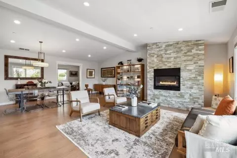 Living - 104 Walnut Ave, Corte Madera, CA 94925 photo 3 of 7