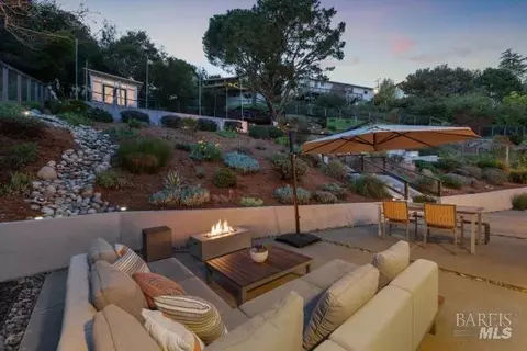 View/Area - 104 Walnut Ave, Corte Madera, CA 94925 photo 5 of 5
