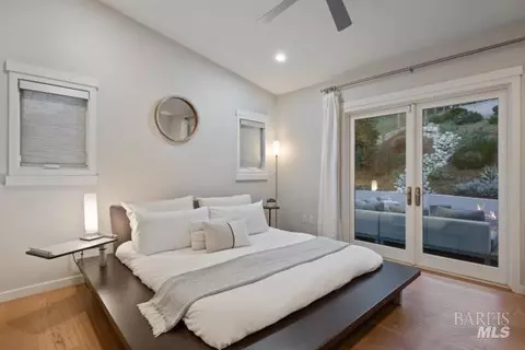 Bedroom - 104 Walnut Ave, Corte Madera, CA 94925 photo 9 of 9
