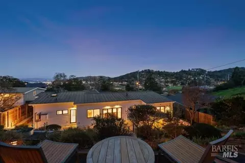 Exterior - 104 Walnut Ave, Corte Madera, CA 94925 photo 23 of 24