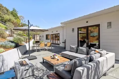Exterior - 104 Walnut Ave, Corte Madera, CA 94925 photo 10 of 24
