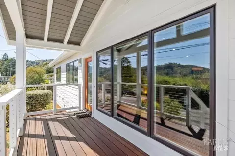 Exterior - 104 Walnut Ave, Corte Madera, CA 94925 photo 3 of 24