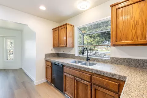 900 W Starburst Ct, Windsor, CA 95492 photo 9