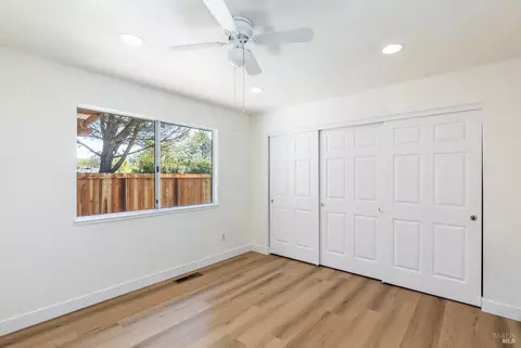 900 W Starburst Ct, Windsor, CA 95492 photo 22