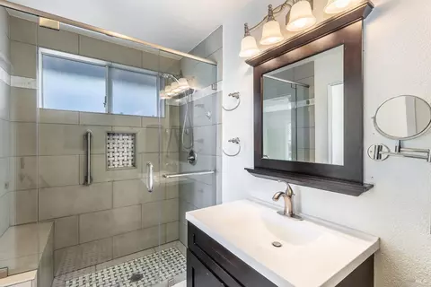 900 W Starburst Ct, Windsor, CA 95492 photo 20
