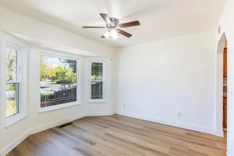 900 W Starburst Ct, Windsor, CA 95492 photo 7