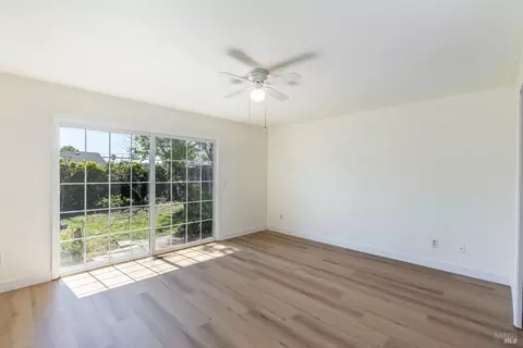 900 W Starburst Ct, Windsor, CA 95492 photo 18