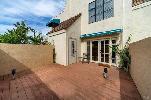 Exterior - 115 Nantucket Ln, Vallejo, CA 94590 photo 2 of 3