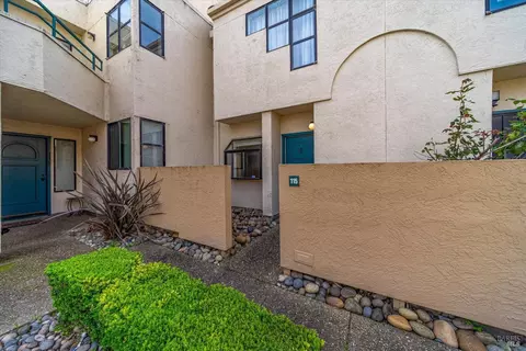 Exterior - 115 Nantucket Ln, Vallejo, CA 94590 photo 1 of 3