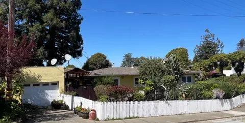 Exterior - 145 Ohio St, Vallejo, CA 94590 photo 4 of 19