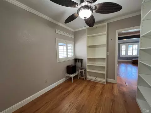Living - 145 Ohio St, Vallejo, CA 94590 photo 1 of 2