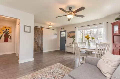 Dining - 10150 Starr Rd, Windsor, CA 95492 photo 1 of 3