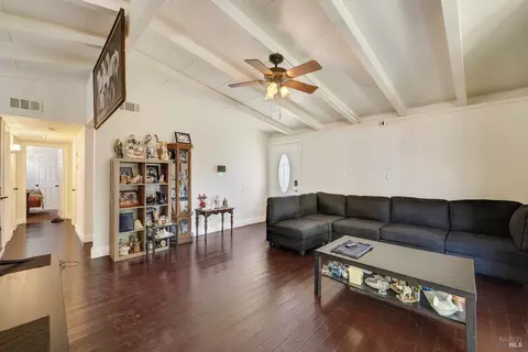 1049 1st St, Fairfield, CA 94533 photo 9