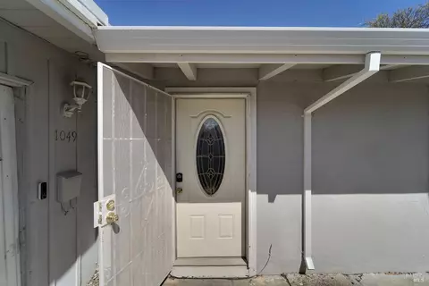 1049 1st St, Fairfield, CA 94533 photo 5