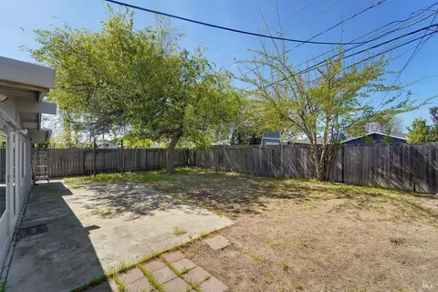 1049 1st St, Fairfield, CA 94533 photo 26