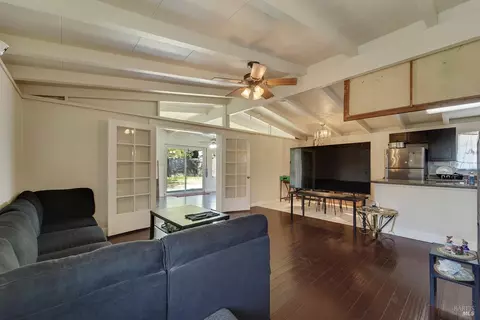 1049 1st St, Fairfield, CA 94533 photo 7