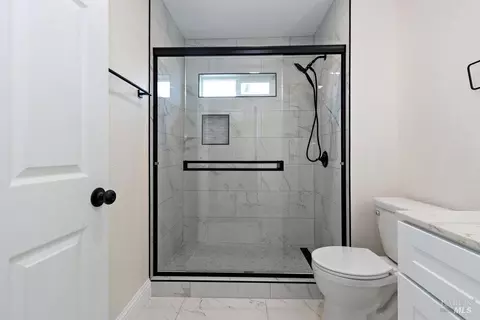 Bath - 306 Coughlan St, Vallejo, CA 94590 photo 1 of 5
