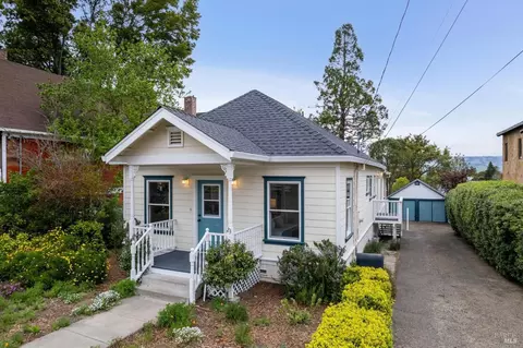 23 Laurel Ave, Petaluma, CA 94952