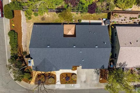 Exterior - 113 Riverview Ter, Benicia, CA 94510 photo 11 of 12