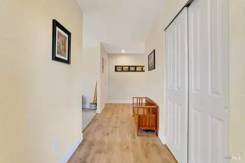 Entry Way - 113 Riverview Ter, Benicia, CA 94510 photo 1 of 4