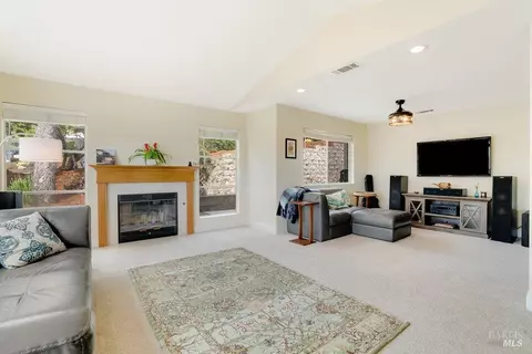 Living - 113 Riverview Ter, Benicia, CA 94510 photo 1 of 6