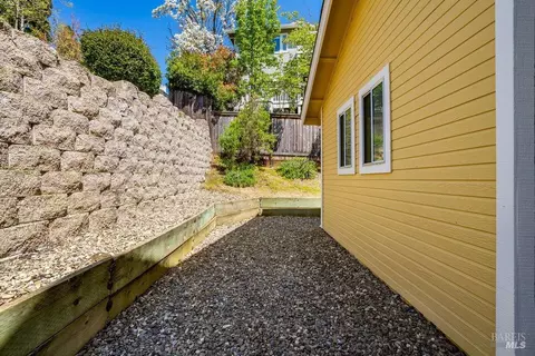 Exterior - 113 Riverview Ter, Benicia, CA 94510 photo 8 of 12