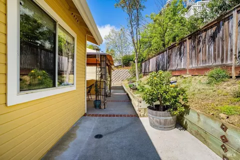 Exterior - 113 Riverview Ter, Benicia, CA 94510 photo 5 of 12