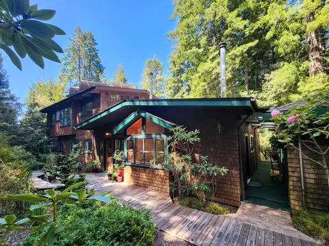43745 Tibbens Ln, Mendocino, CA 95460