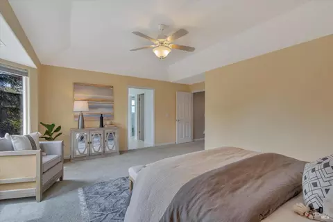 Bedroom - 542 Piccadilly Pl, Windsor, CA 95492 photo 6 of 8