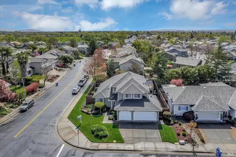 View/Area - 542 Piccadilly Pl, Windsor, CA 95492 photo 7 of 7
