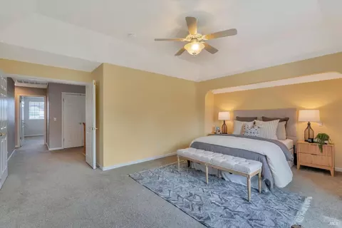 Bedroom - 542 Piccadilly Pl, Windsor, CA 95492 photo 5 of 8