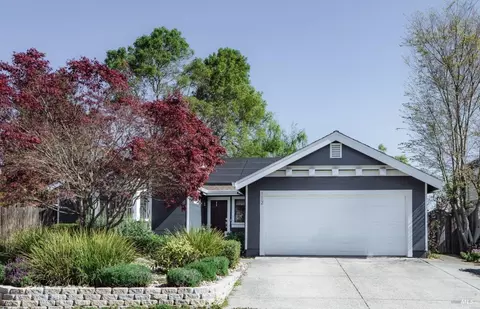 112 Chadwick Way, Cotati, CA 94931