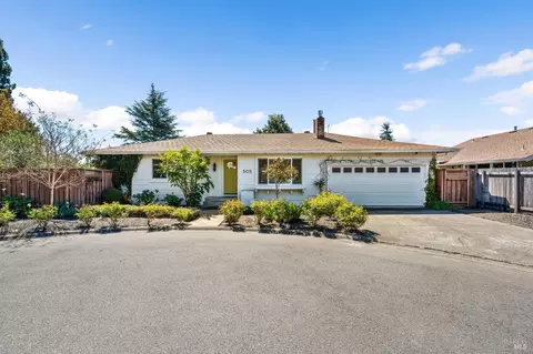 305 Cypress Cir, Healdsburg, CA 95448
