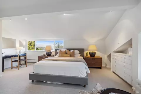 Bedroom - 205 Cazneau Ave, Sausalito, CA 94965 photo 3 of 8
