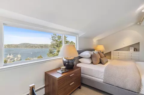 Bedroom - 205 Cazneau Ave, Sausalito, CA 94965 photo 4 of 8
