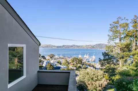 Exterior - 205 Cazneau Ave, Sausalito, CA 94965 photo 8 of 12