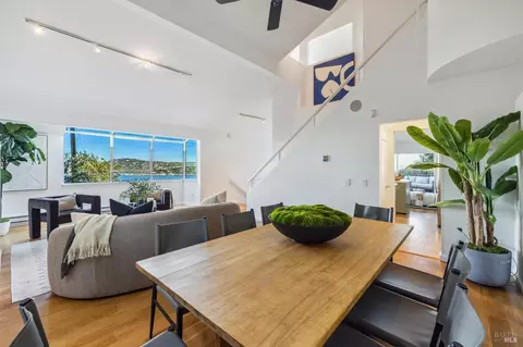 Dining - 205 Cazneau Ave, Sausalito, CA 94965 photo 3 of 5